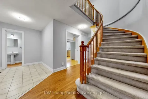 37 Magani Avenue Bradford West Gwillimbury ON L3Z 2S5