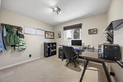 199 Carrick Avenue Georgina ON L4P 3N7