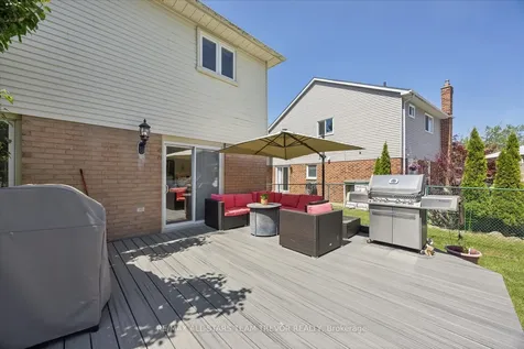199 Carrick Avenue Georgina ON L4P 3N7