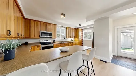 10292 Ravenshoe Road Georgina ON L0C 1L0