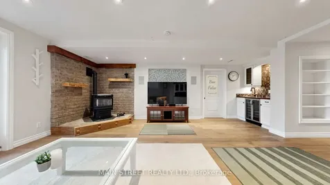 10292 Ravenshoe Road Georgina ON L0C 1L0