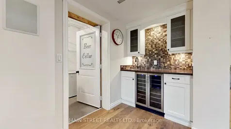 10292 Ravenshoe Road Georgina ON L0C 1L0