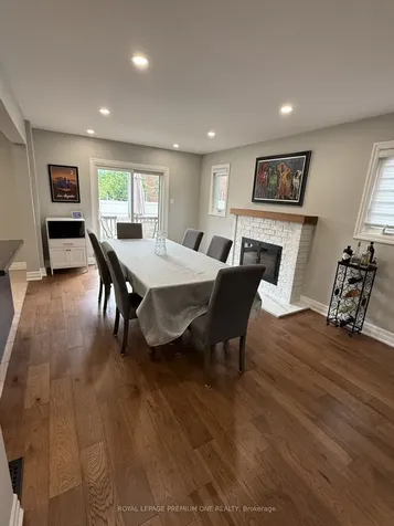 16 Muzzo Court Vaughan ON L4L 3K2