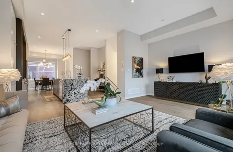 12 Genuine Lane Richmond Hill ON L4B 0E5