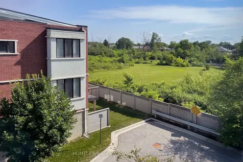 12 Genuine Lane Richmond Hill ON L4B 0E5