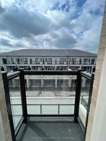 39 Jane Newlove Drive Markham ON L6C 3P5