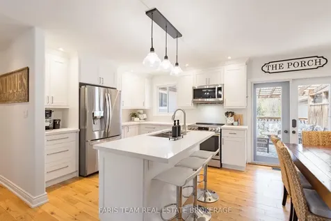 730 Trinity Street Innisfil ON L9S 2G8
