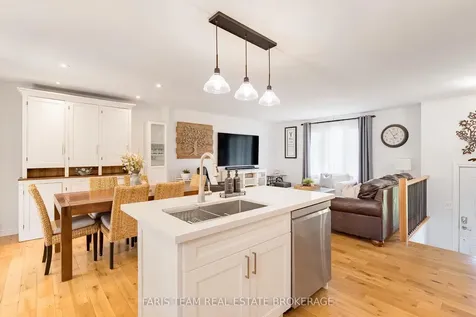 730 Trinity Street Innisfil ON L9S 2G8