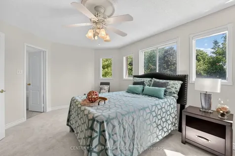 130 Fletcher Street Bradford West Gwillimbury ON L3Z 2Y9