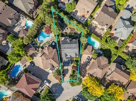 44 Gatcombe Circle Richmond Hill ON L4C 9P5