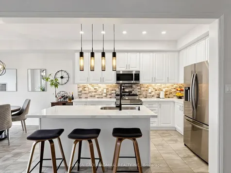 30 Cupples Farm Lane East Gwillimbury ON L0G 1M0