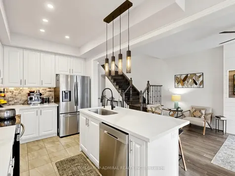 30 Cupples Farm Lane East Gwillimbury ON L0G 1M0