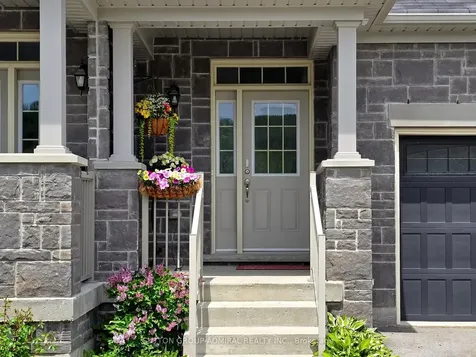 30 Cupples Farm Lane East Gwillimbury ON L0G 1M0