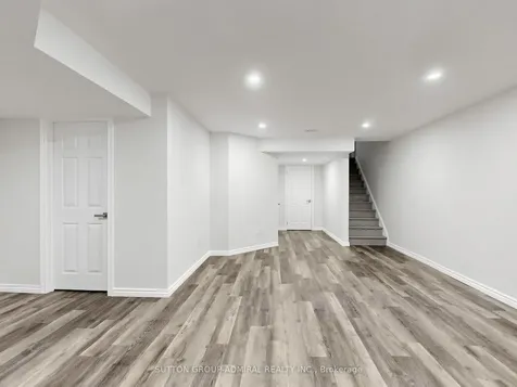 30 Cupples Farm Lane East Gwillimbury ON L0G 1M0