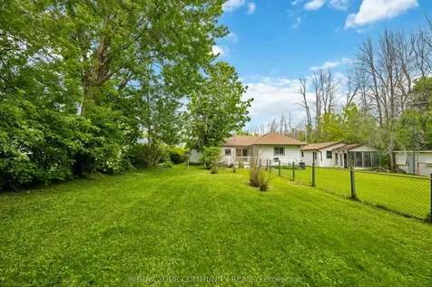 23 Laviolette Avenue Georgina ON L0E 1N0