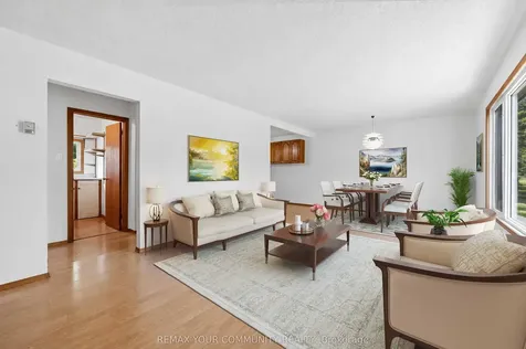 23 Laviolette Avenue Georgina ON L0E 1N0