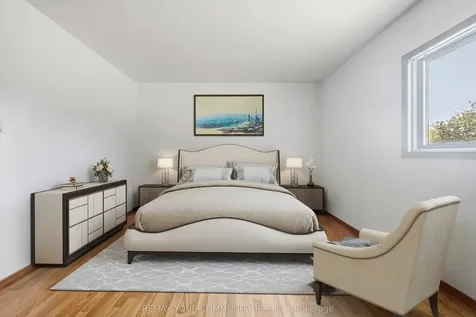 23 Laviolette Avenue Georgina ON L0E 1N0