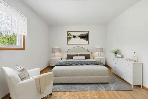 23 Laviolette Avenue Georgina ON L0E 1N0