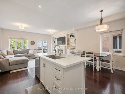 62 Donald Stewart Crescent East Gwillimbury ON L0G 1M0