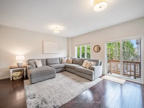 62 Donald Stewart Crescent East Gwillimbury ON L0G 1M0