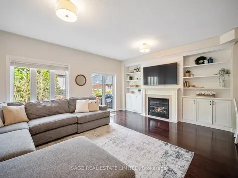 62 Donald Stewart Crescent East Gwillimbury ON L0G 1M0
