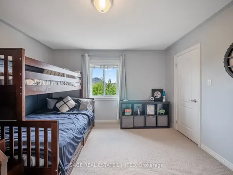 62 Donald Stewart Crescent East Gwillimbury ON L0G 1M0