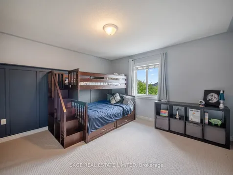 62 Donald Stewart Crescent East Gwillimbury ON L0G 1M0