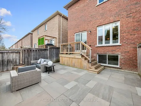 62 Donald Stewart Crescent East Gwillimbury ON L0G 1M0