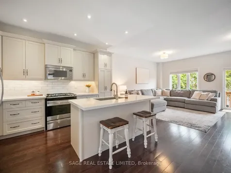 62 Donald Stewart Crescent East Gwillimbury ON L0G 1M0