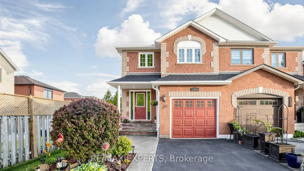 229 Rosanna Crescent Vaughan ON L6A 2T3