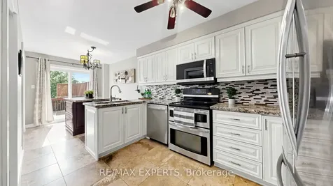 229 Rosanna Crescent Vaughan ON L6A 2T3