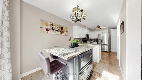 229 Rosanna Crescent Vaughan ON L6A 2T3