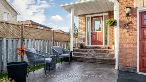 229 Rosanna Crescent Vaughan ON L6A 2T3