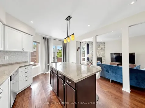 122 Fadine Road Newmarket ON L3X 2P2