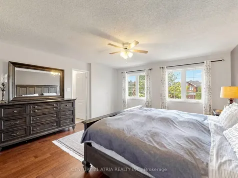122 Fadine Road Newmarket ON L3X 2P2