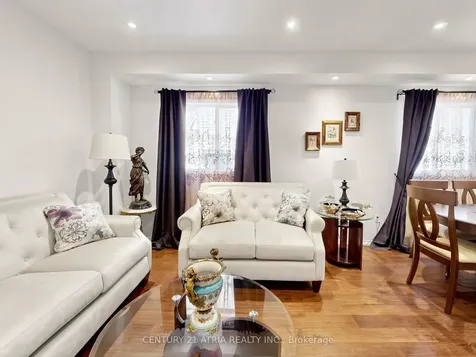 122 Fadine Road Newmarket ON L3X 2P2