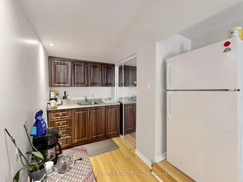 122 Fadine Road Newmarket ON L3X 2P2