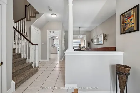 142 Denise Circle Newmarket ON L3X 2K1