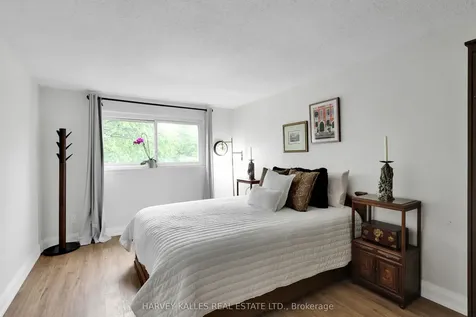 41 Donnamora Crescent Markham ON L3T 4K6