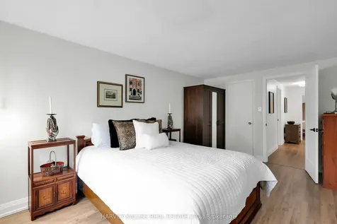 41 Donnamora Crescent Markham ON L3T 4K6