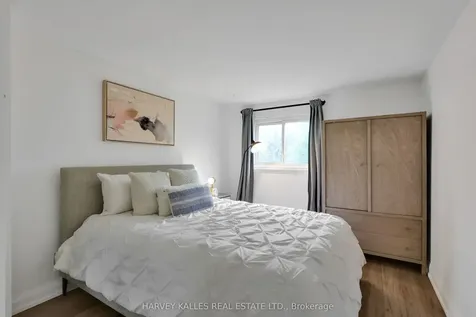 41 Donnamora Crescent Markham ON L3T 4K6