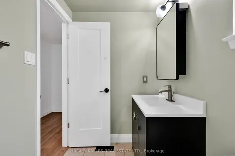41 Donnamora Crescent Markham ON L3T 4K6