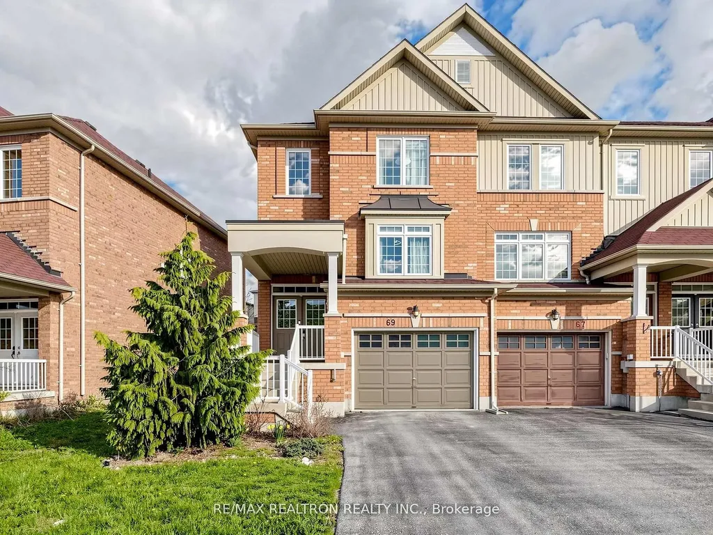 69 Matthewson Avenue W Bradford West Gwillimbury ON L3Z 0N8