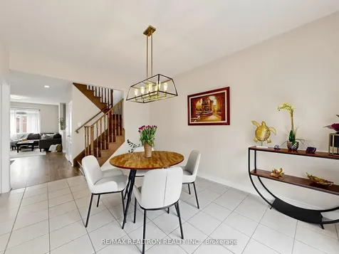 69 Matthewson Avenue W Bradford West Gwillimbury ON L3Z 0N8