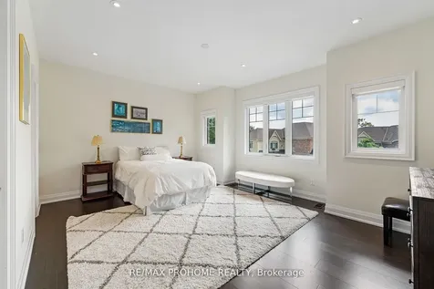 17 Alma Walker Way Markham ON L3P 0N7