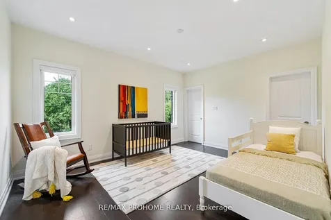 17 Alma Walker Way Markham ON L3P 0N7