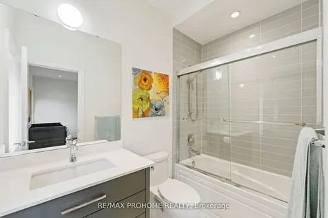 17 Alma Walker Way Markham ON L3P 0N7