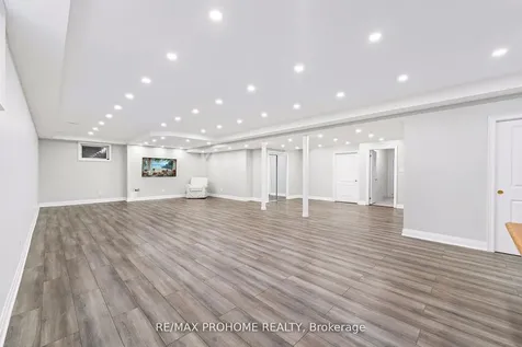 17 Alma Walker Way Markham ON L3P 0N7