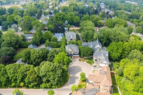 17 Alma Walker Way Markham ON L3P 0N7