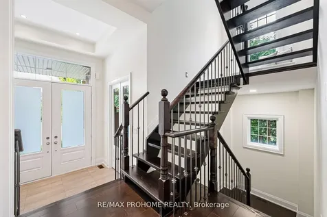 17 Alma Walker Way Markham ON L3P 0N7